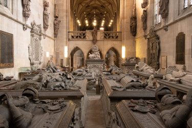 Tübingen-St. Georg-Chor mit Grablege
