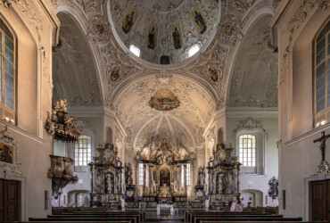 Bruchsal-St. Peter Blick zum Altar.
