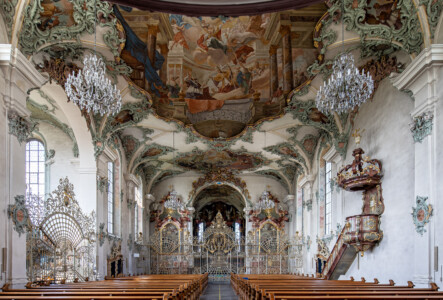 Kreuzlingen-St. Ulrich u. Afra Blick zum Altar.