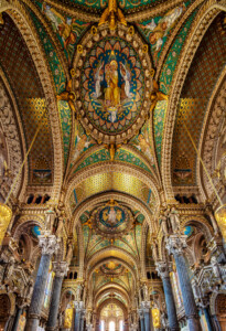 Lyon-Notre Dame.
