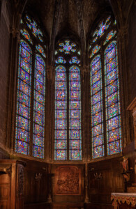 Clermont Ferrad-Kathedrale Alte Fenster.